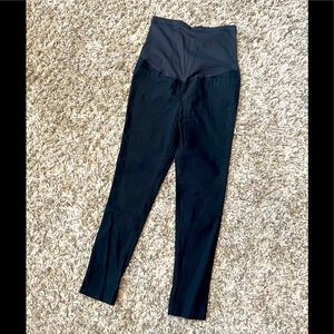 Pink blush cropped black work pants! 🖤